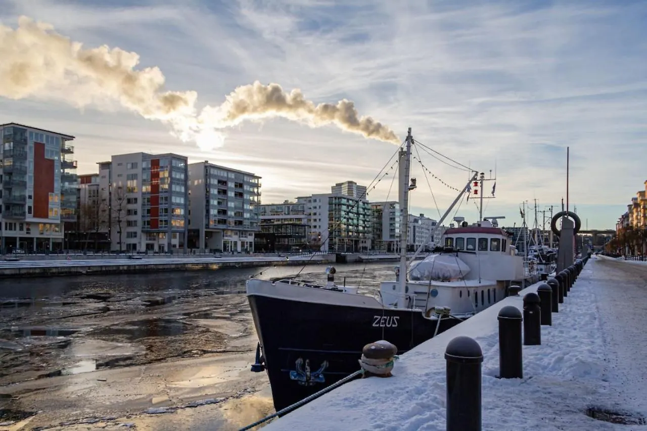 Cheap Stay On Hip Soedermalm - Construction Work Stockholm Apartment